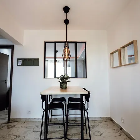 Prestige Lumineux Jacuzzi Parking Prive