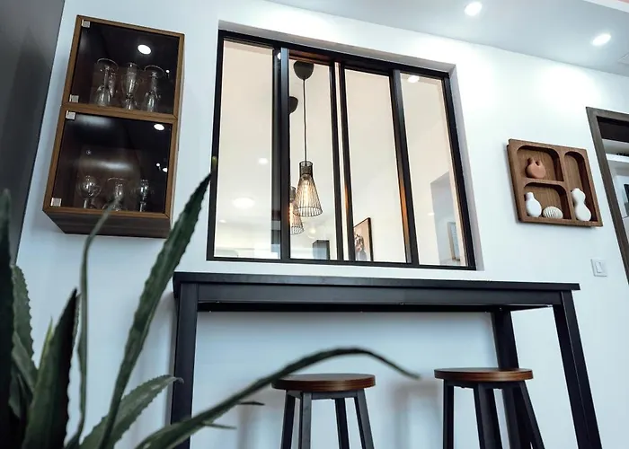 Prestige Lumineux Jacuzzi Parking Prive