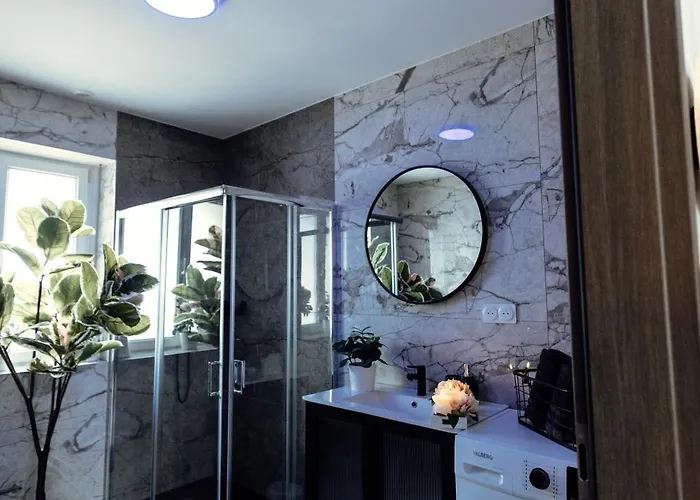 Appartement Prestige Lumineux Jacuzzi Parking Prive *